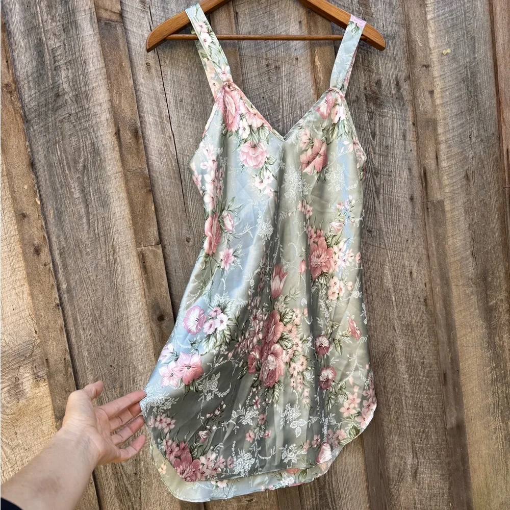 VTG Floral Satin Slip Dress in Sage Green and Blush Pink - Picture 2 of 10